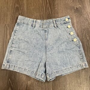 GAP Light Wash Denim Jean Shorts with Side Buttons